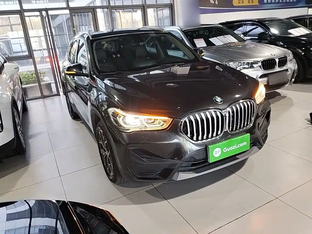 BMW X1 2021 — фото 4