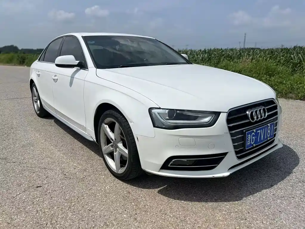 Audi A4L 2014