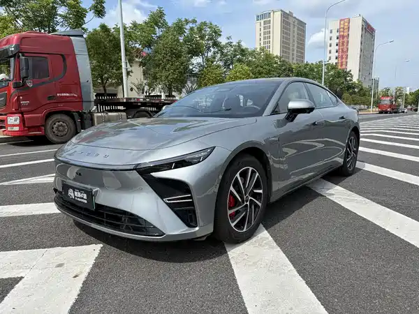 Exeed ES 2025