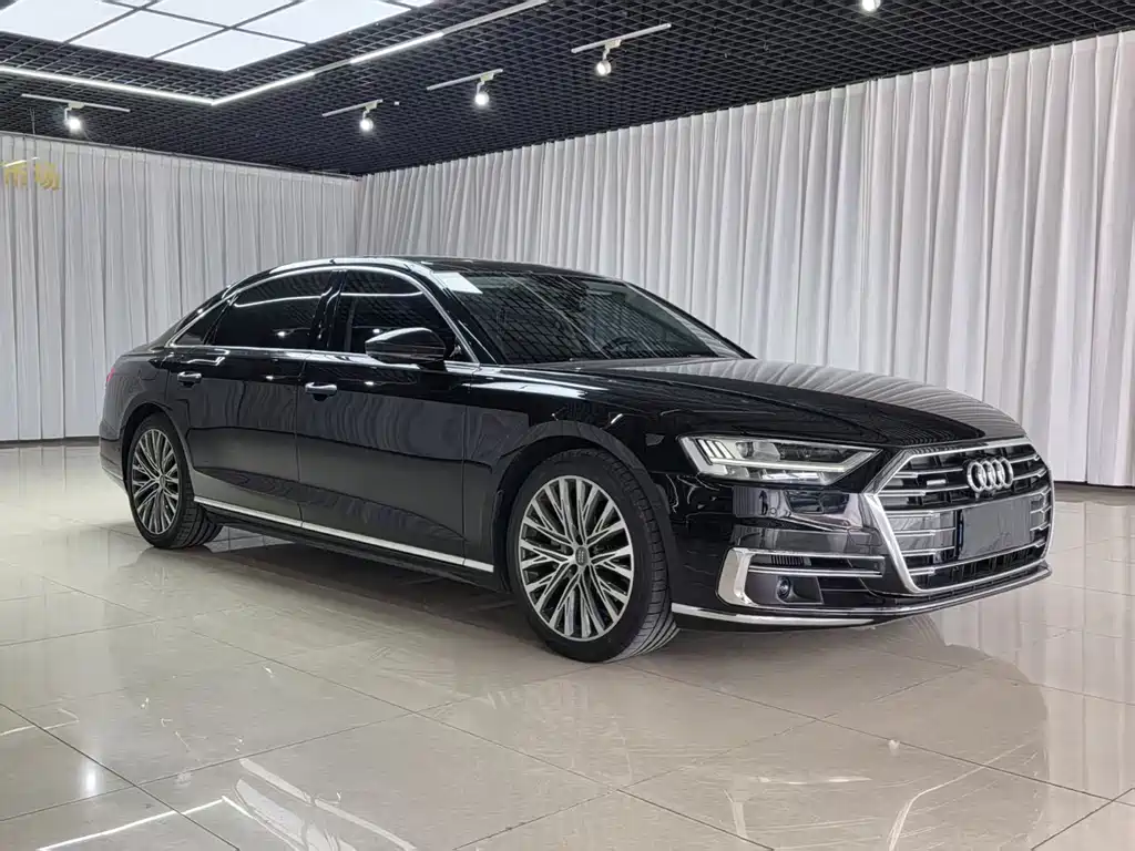 Audi A8 2020 — фото 3