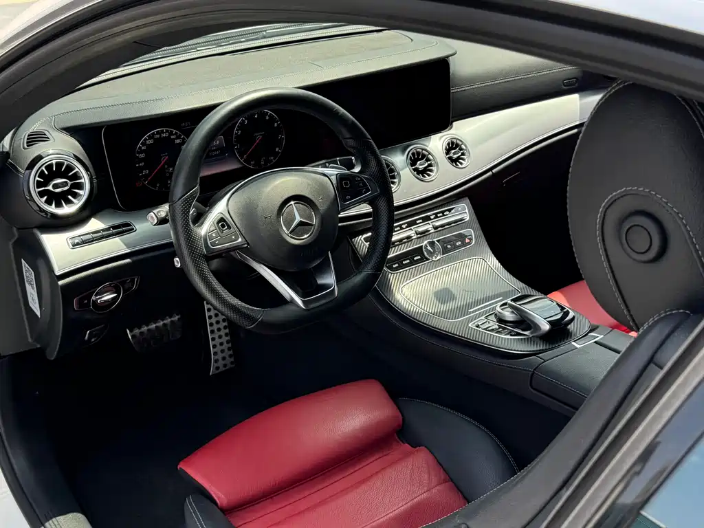 Mercedes-Benz E-Class 2018 — фото 11