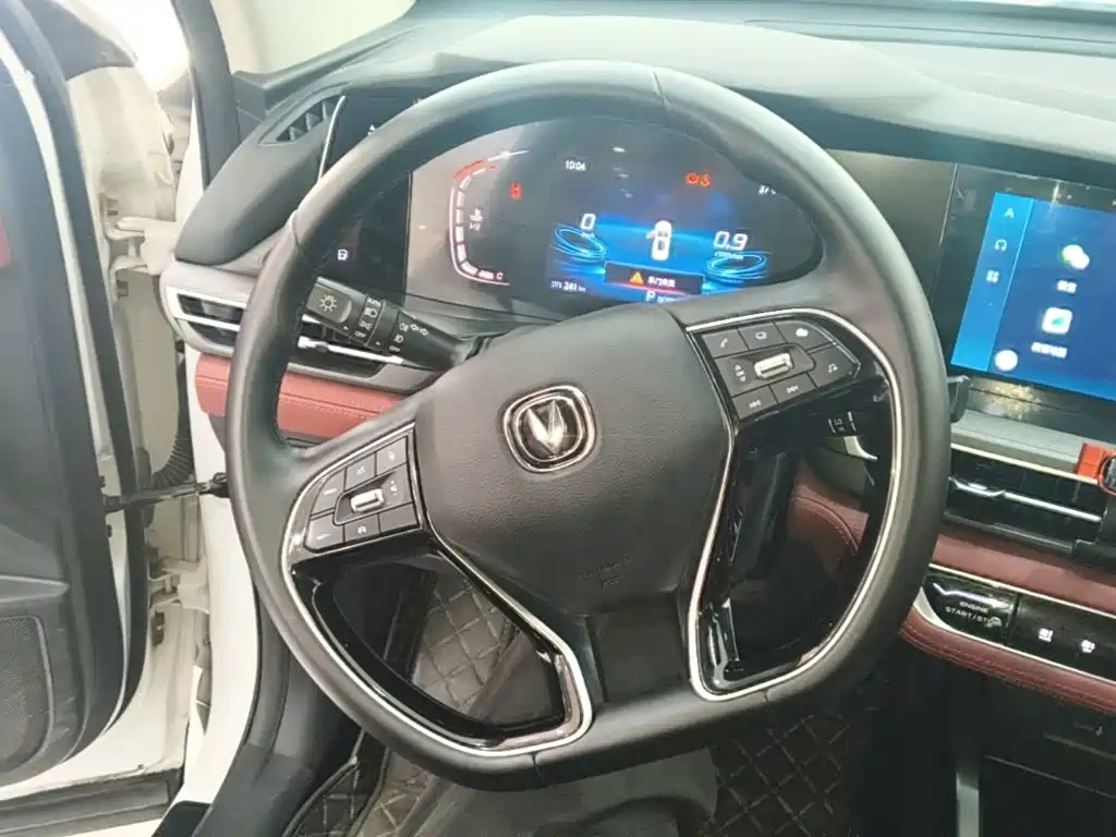 Changan CS75PLUS 2021 — фото 11