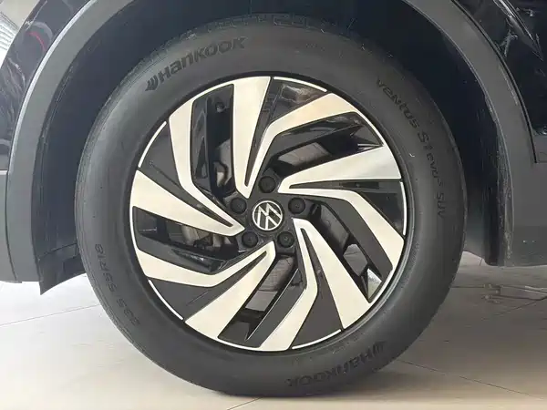 Volkswagen Tiguan L 2022