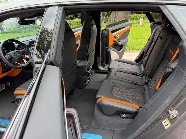 Lamborghini Urus 2023