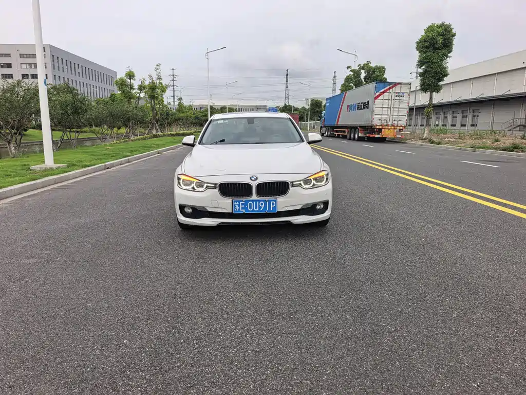 BMW 3 Series 2015 — фото 2