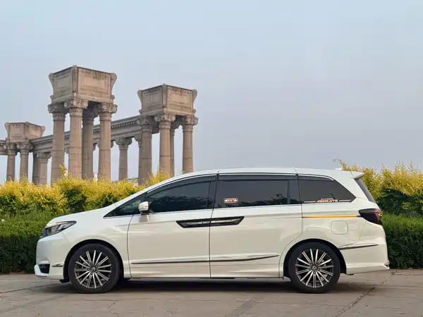 Honda Elysion 2022