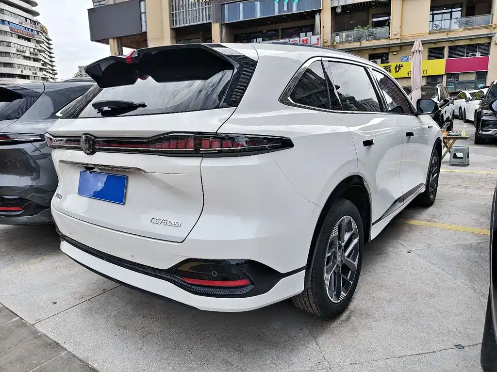 Changan CS75PLUS 2025 — фото 14