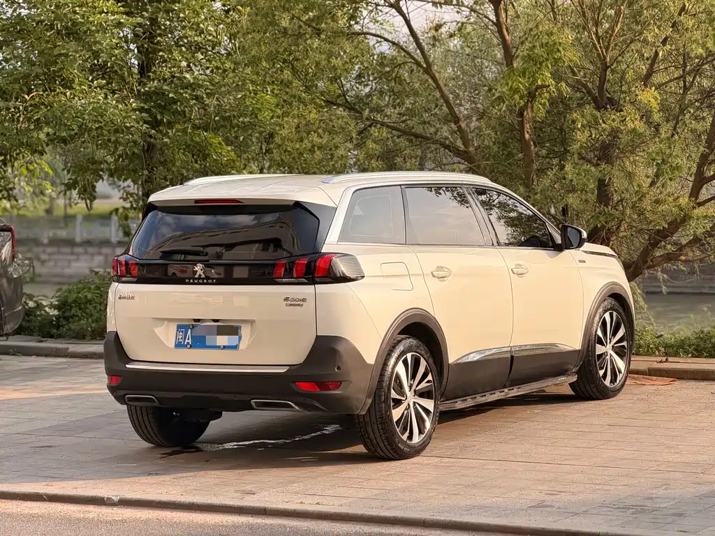 Peugeot 5008 2018 — фото 4