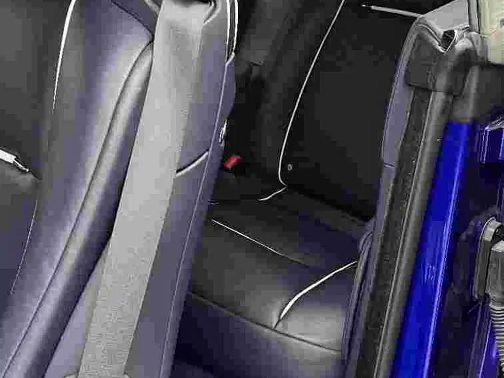Rolls-Royce Phantom 2018 — фото 26
