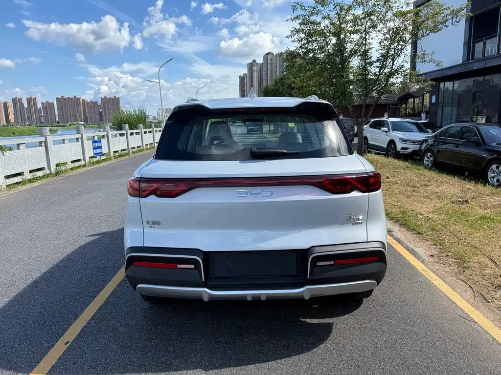 BYD Yuan UP 2025