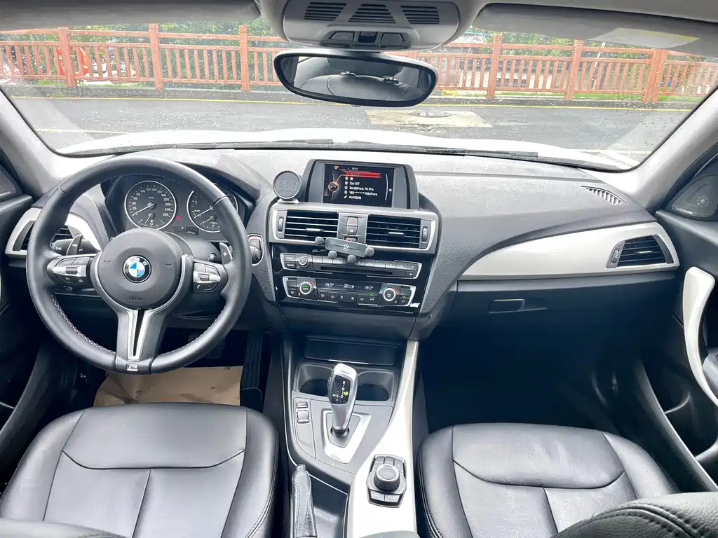 BMW 1 Series 2016 — фото 17