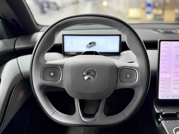 NIO ET5T 2024
