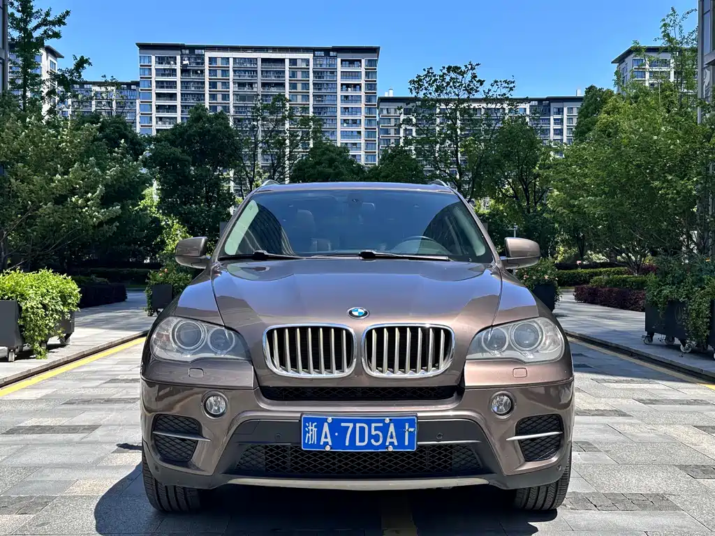 BMW X5 2012 — фото 2