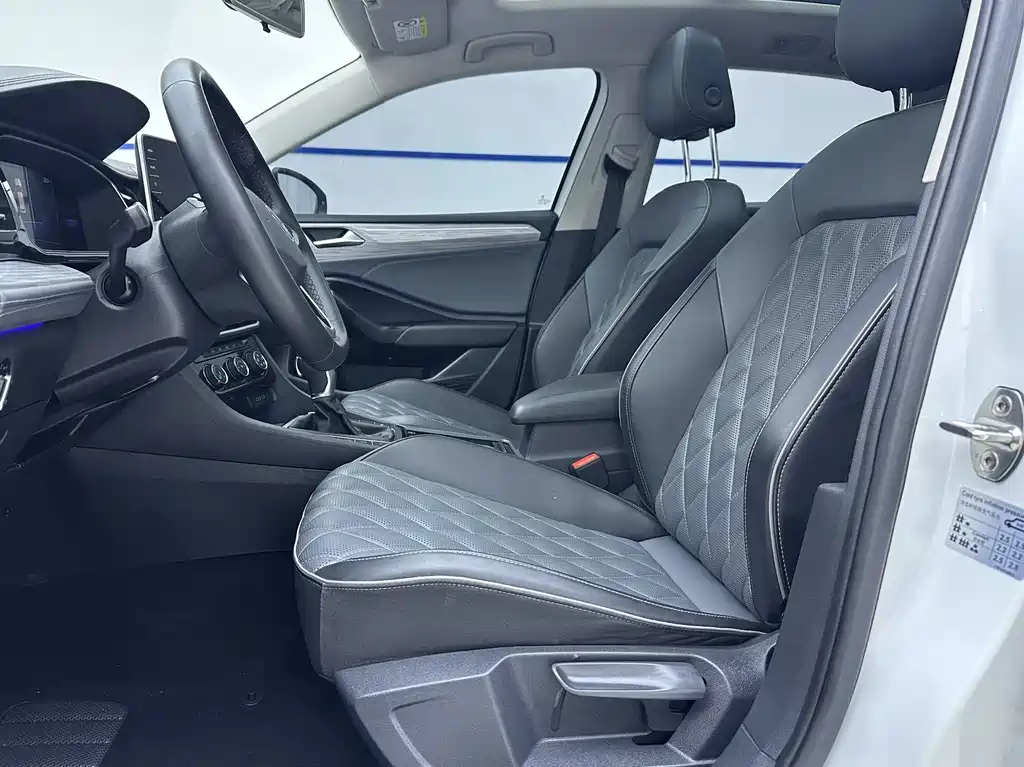 Volkswagen Sagitar 2023