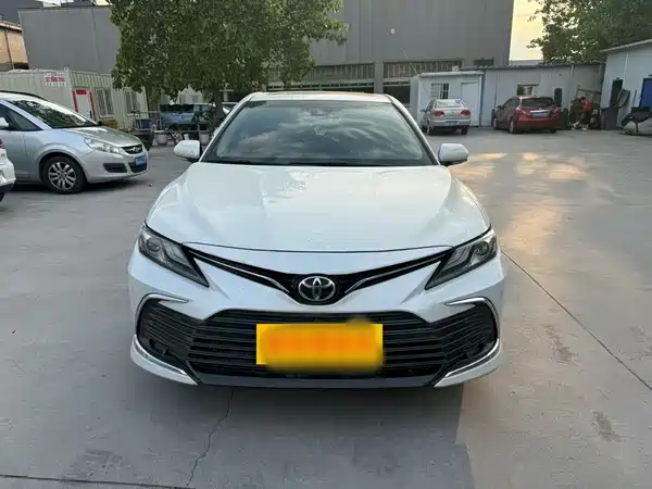 Toyota Camry 2021