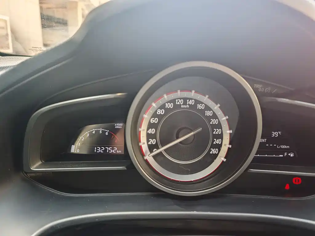 Mazda 3 Angkesela 2015 — фото 11