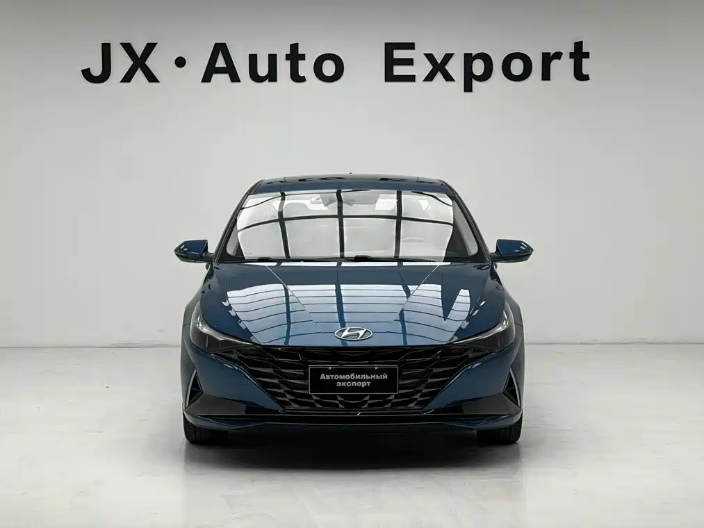 Hyundai Elantra 2022
