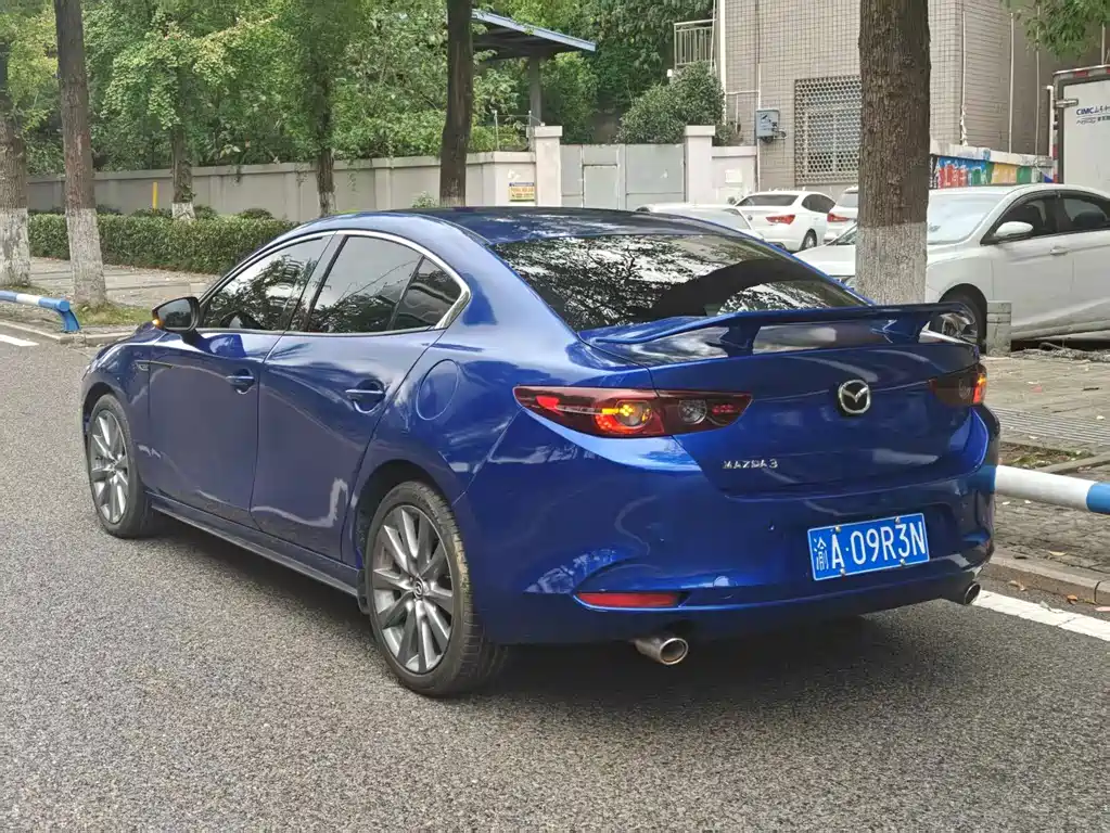 Mazda 3 Angkesela 2023