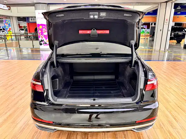 Audi A8 2019
