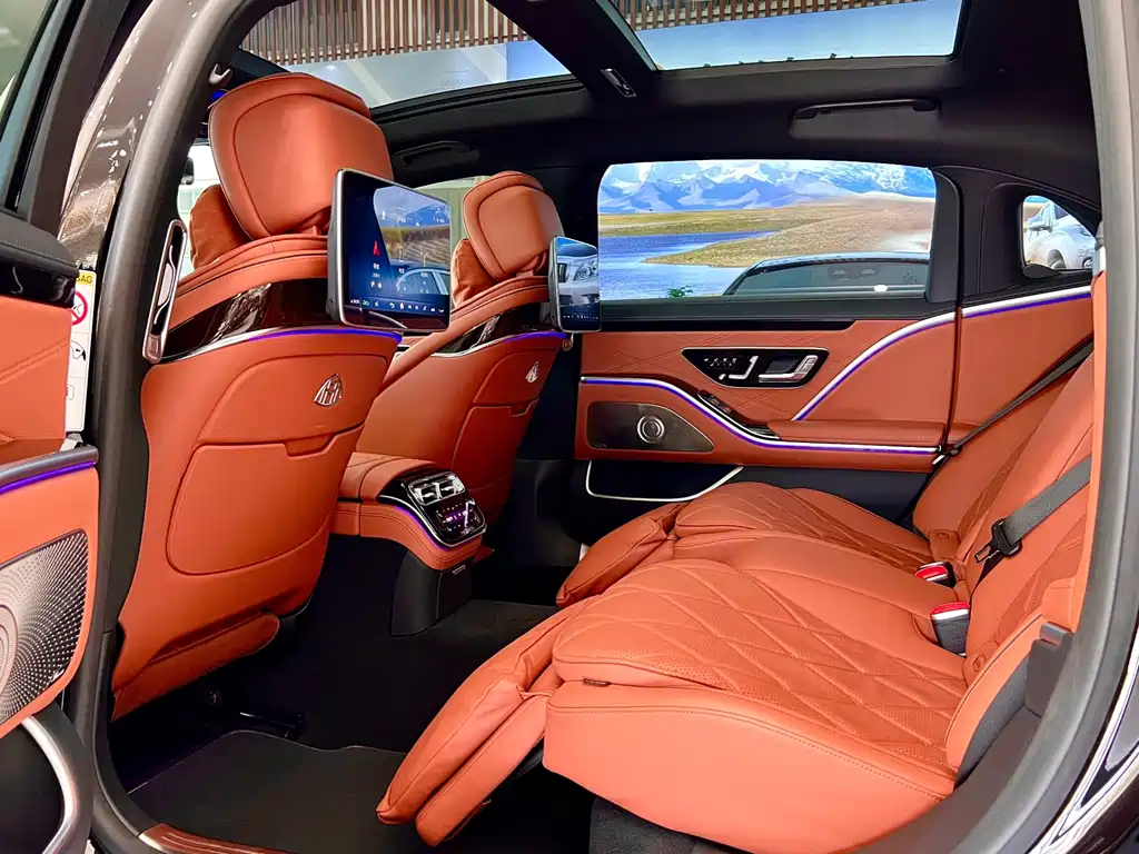 Mercedes-Benz Maybach S-Class 2021 — фото 10
