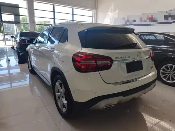 Mercedes-Benz GLA 2018