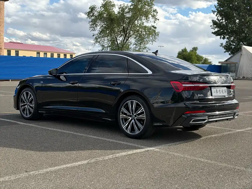 Audi A6L 2021 — фото 20