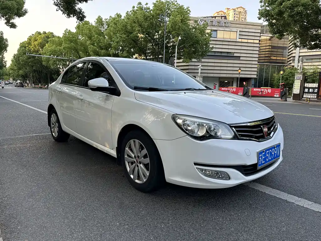 Roewe 350 2015