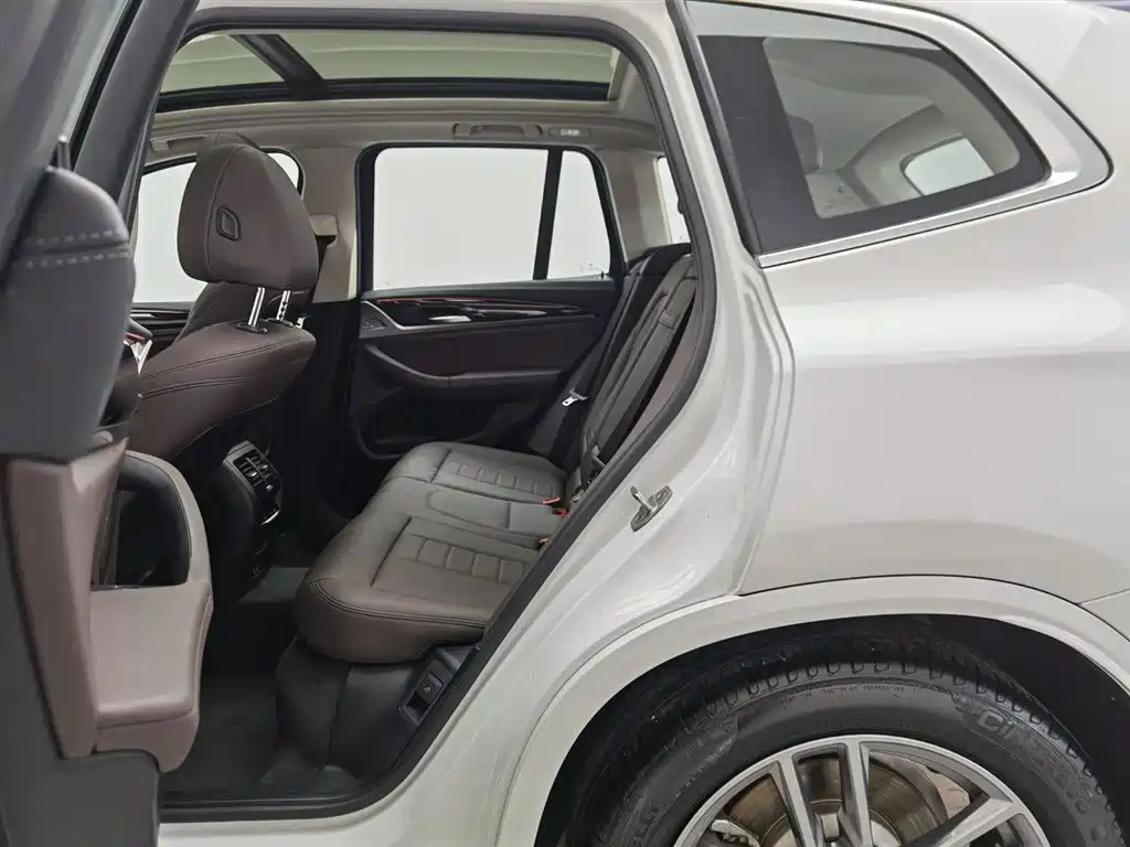 BMW X3 2021 — фото 15