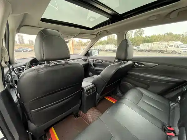Nissan X-Trail 2015