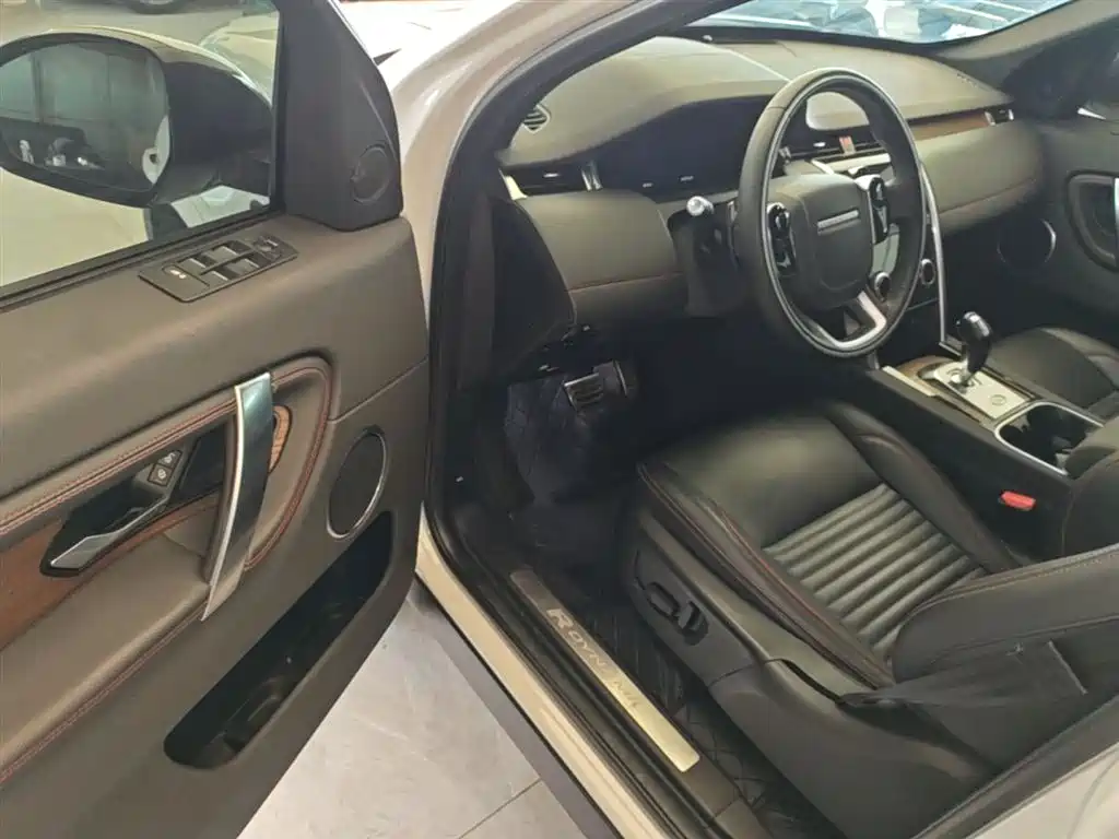 Land Rover Discovery Sport 2020 — фото 16