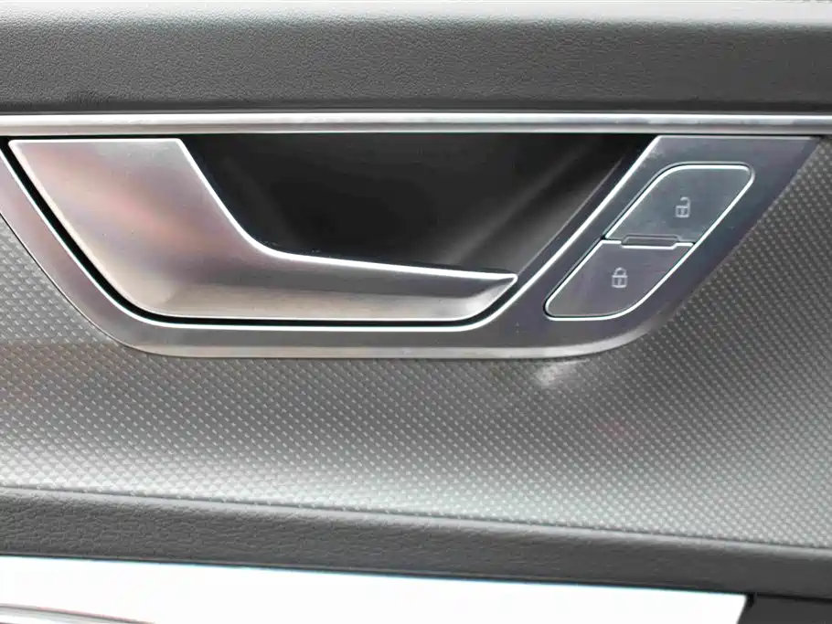 Audi A6L 2023 — фото 9