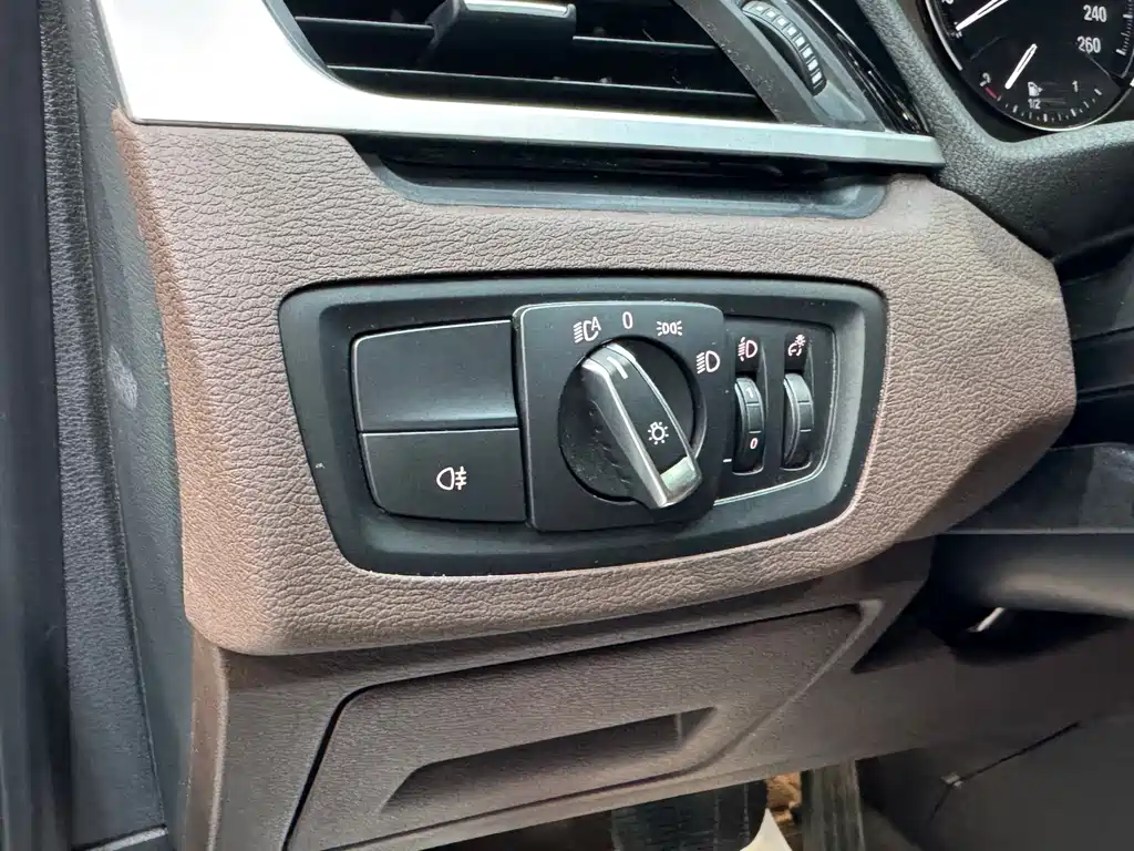 BMW X1 2021 — фото 17