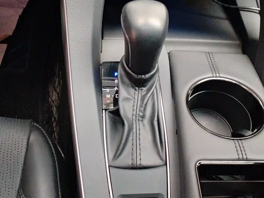 Toyota Avalon 2021 — фото 10