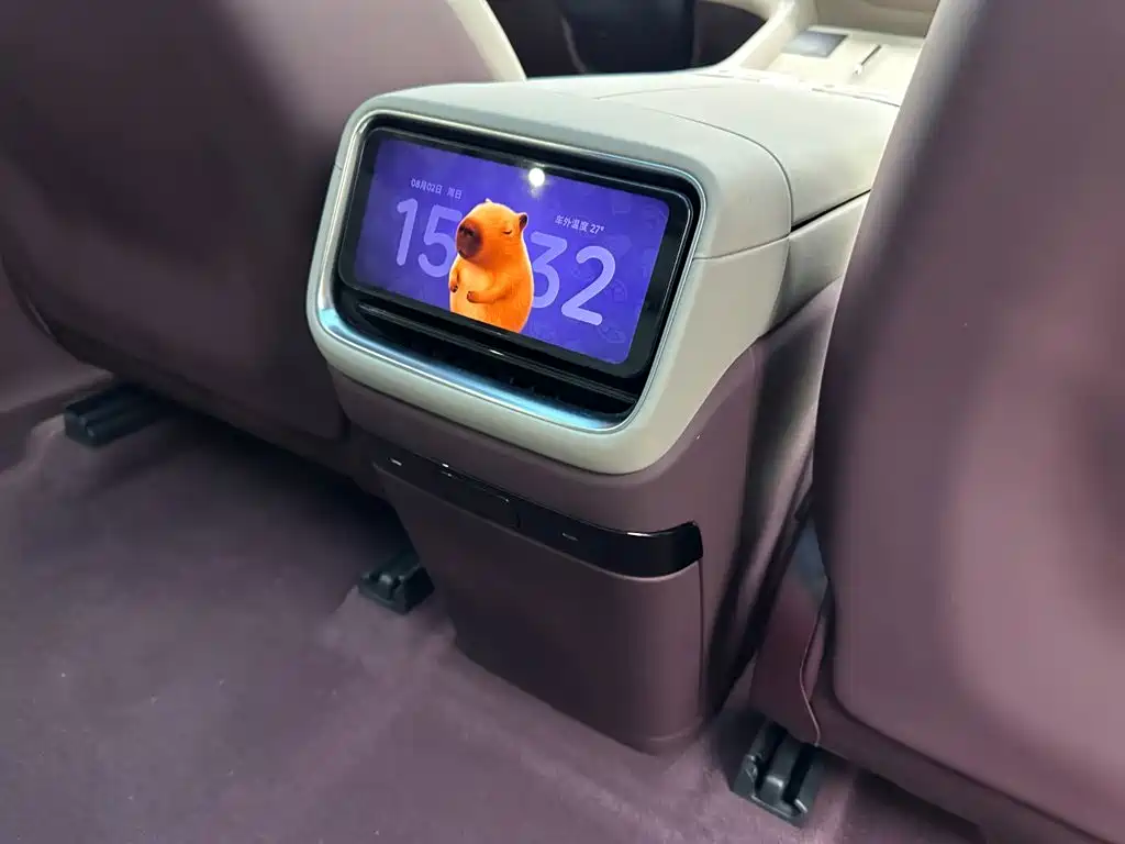 Xiaomi YU7 2025 — фото 23
