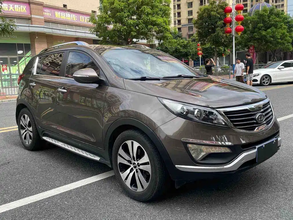 Kia Sportage 2013 — фото 2