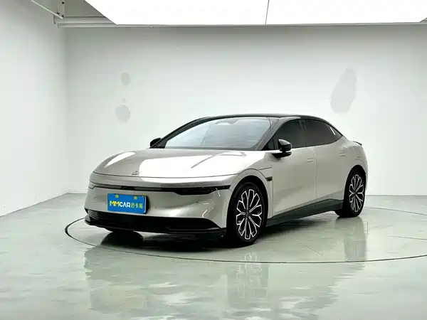 Zeekr 007 2024
