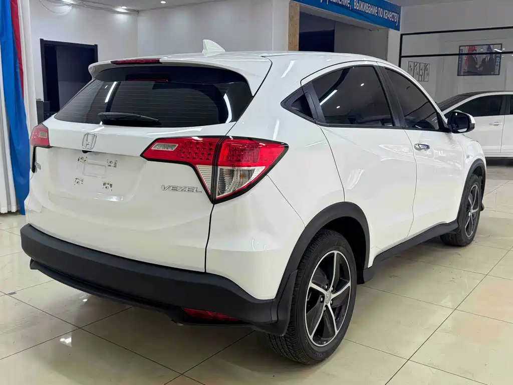 Honda Vezel 2021 — фото 6