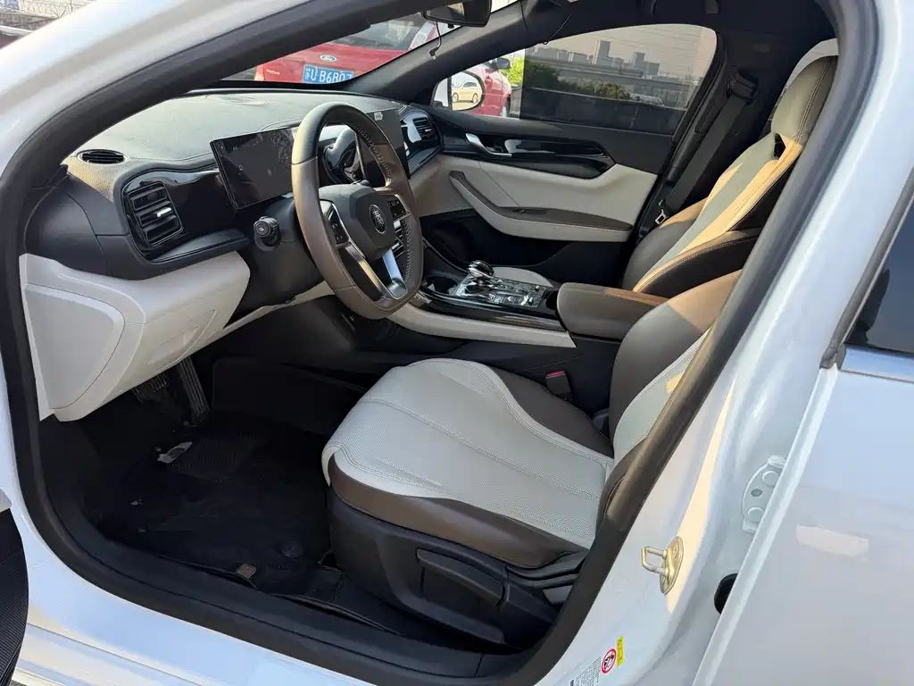 BYD Qin PLUS 2023 — фото 13
