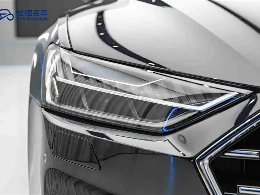 Audi A7L 2025 — фото 10