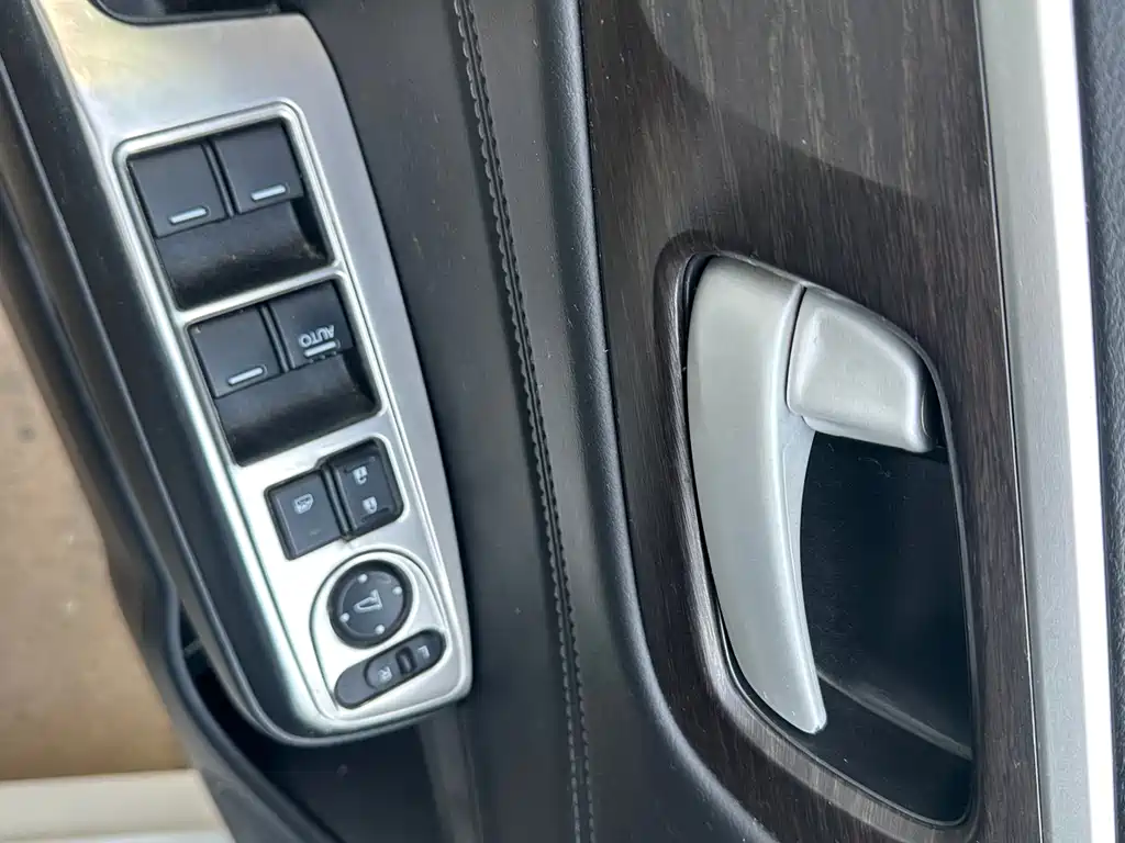 Honda Jade 2016 — фото 13