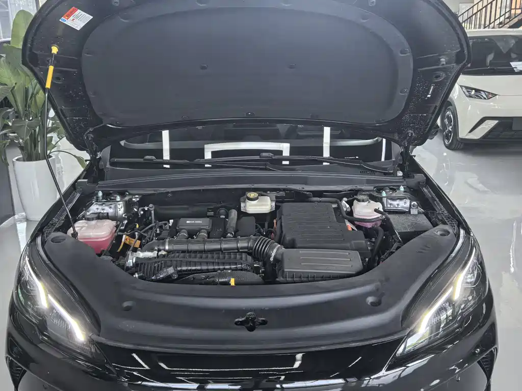 BYD Seal 05 DM-i 2025 — фото 6