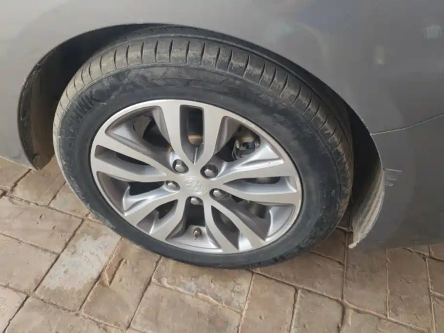 Buick Excelle 2019