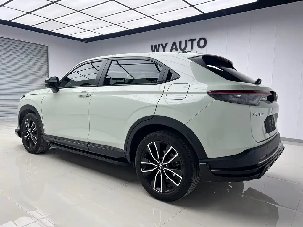 Honda Vezel 2022 — фото 2