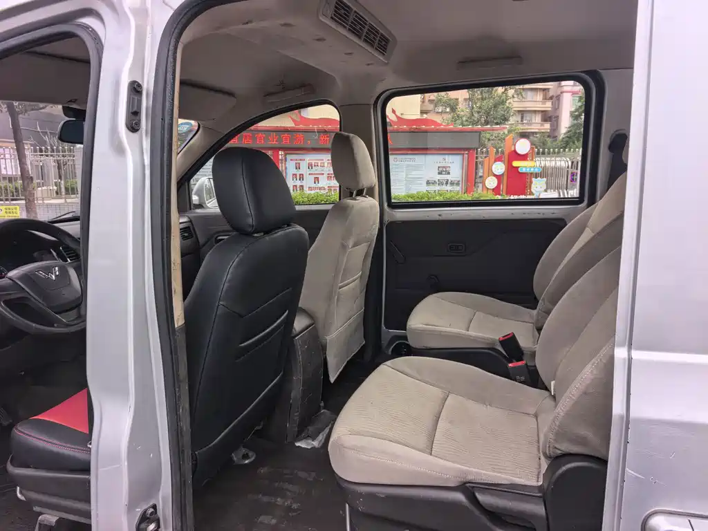 Wuling Rongguang V 2019 — фото 11