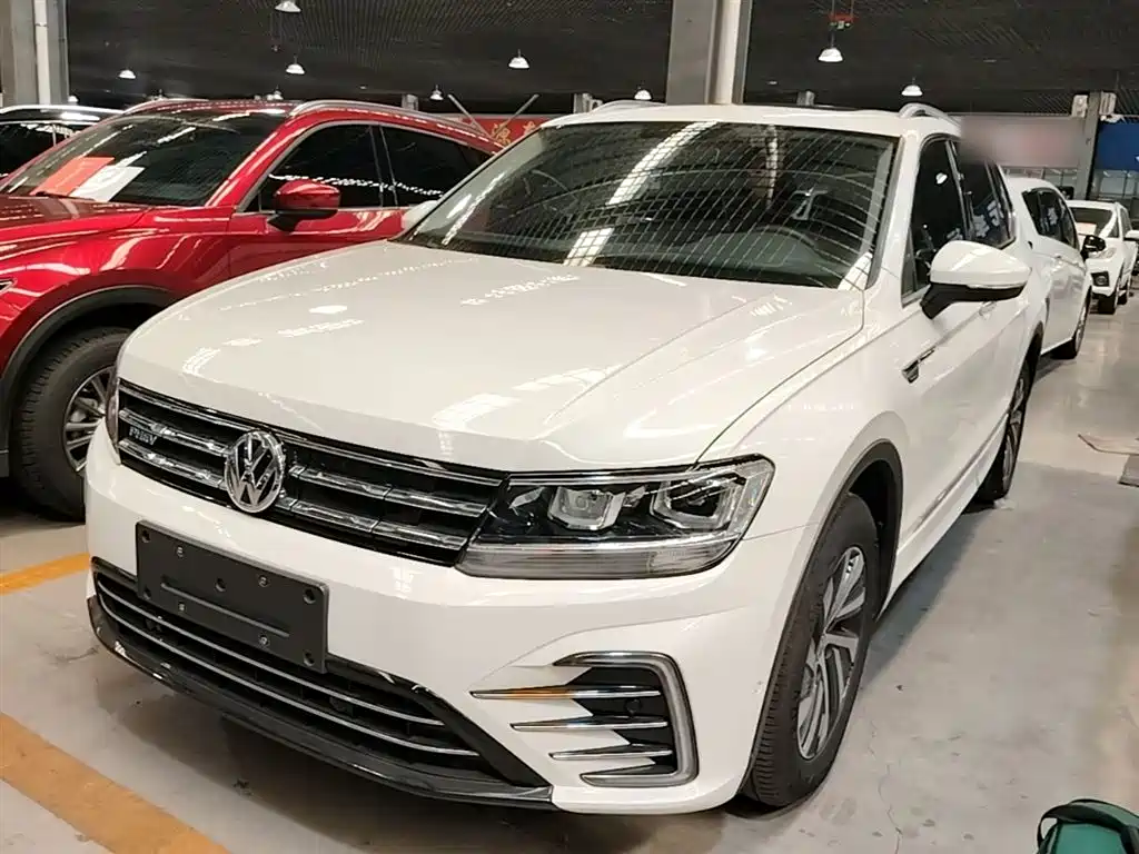 Volkswagen Tiguan L PHEV 2021 — фото 2