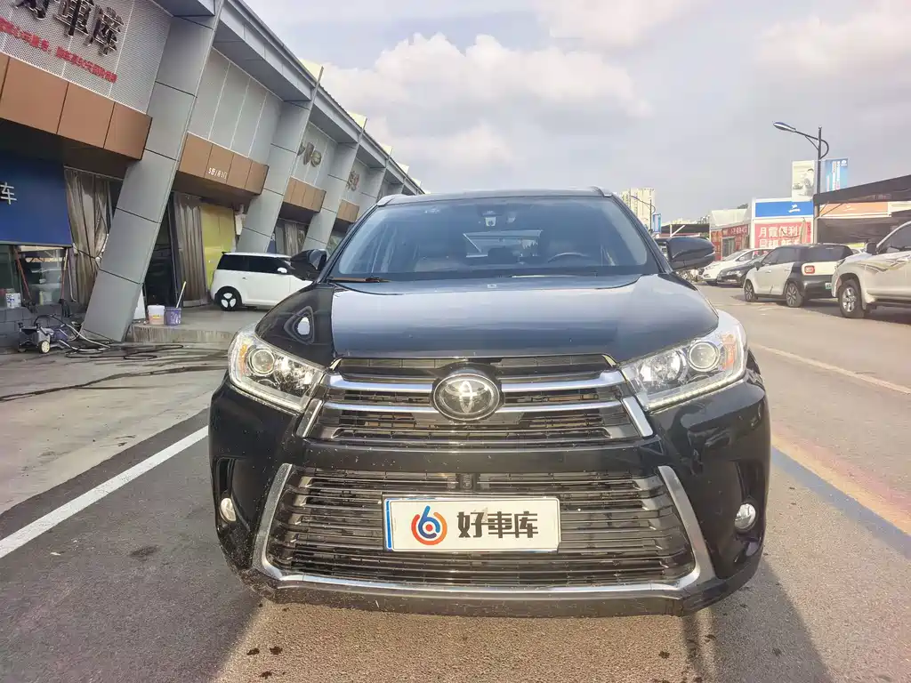 Toyota Highlander 2019 — фото 2