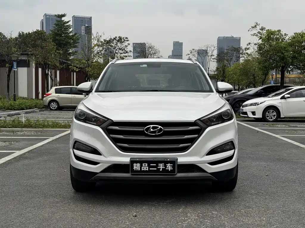Hyundai Tucson 2016 — фото 2