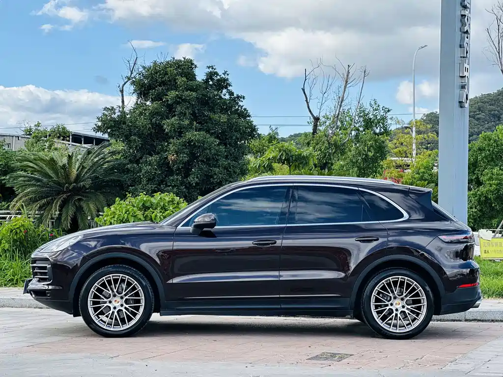 Porsche Cayenne 2018 — фото 3