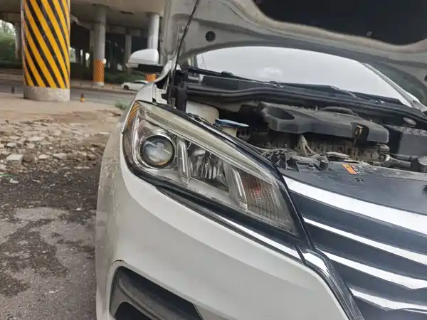 Roewe 360 2018
