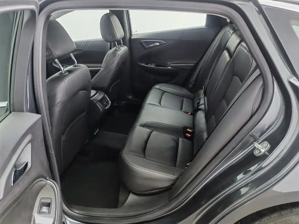 Chevrolet Malibu XL 2017 — фото 15